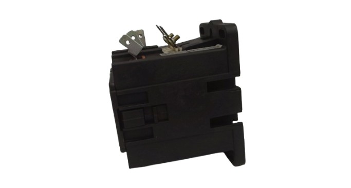 SCHNEIDER ELECTRIC 8910-DPA-33-DA1V02