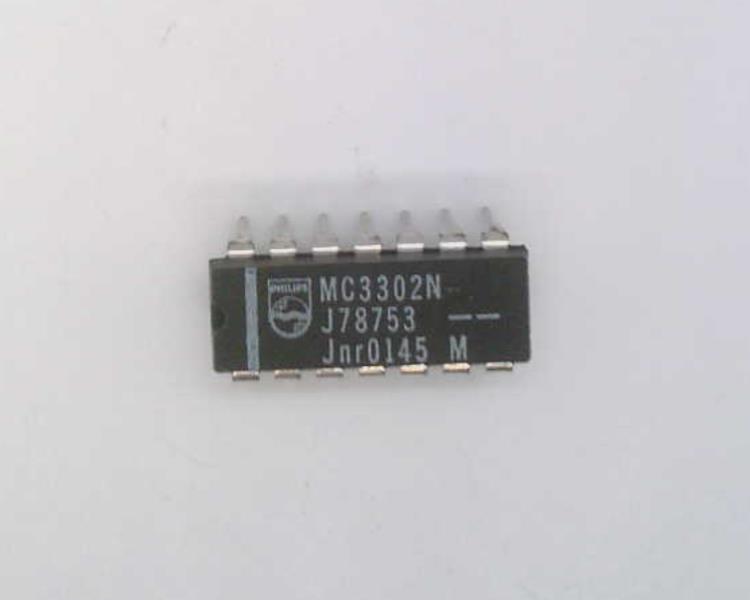 NXP SEMICONDUCTOR MC3302N