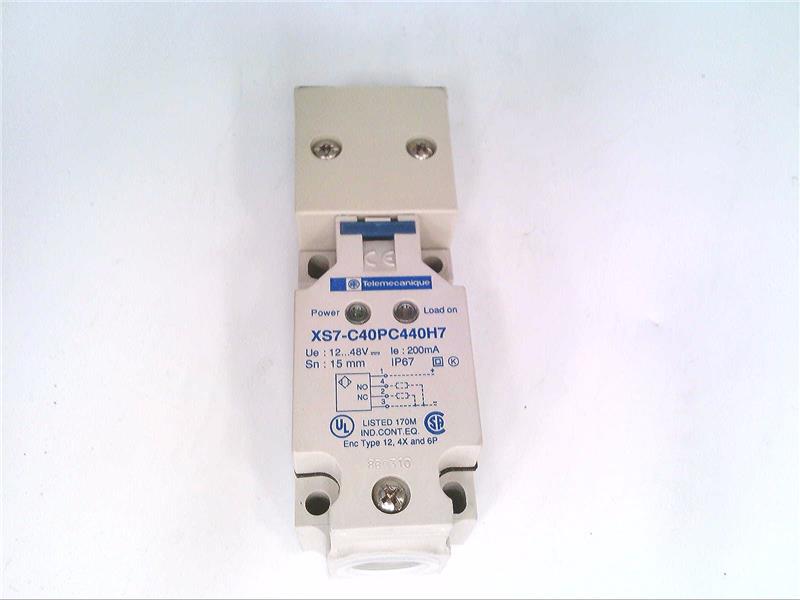 SCHNEIDER ELECTRIC XS7C40PC440H7