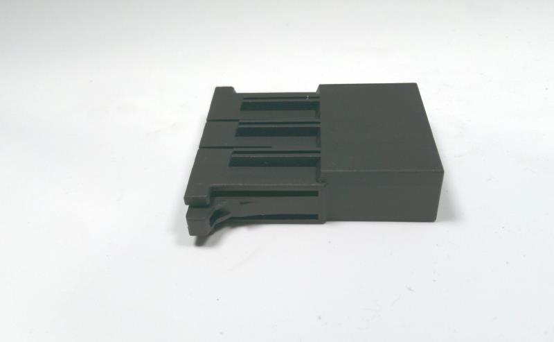 TE CONNECTIVITY 1-1747819-3