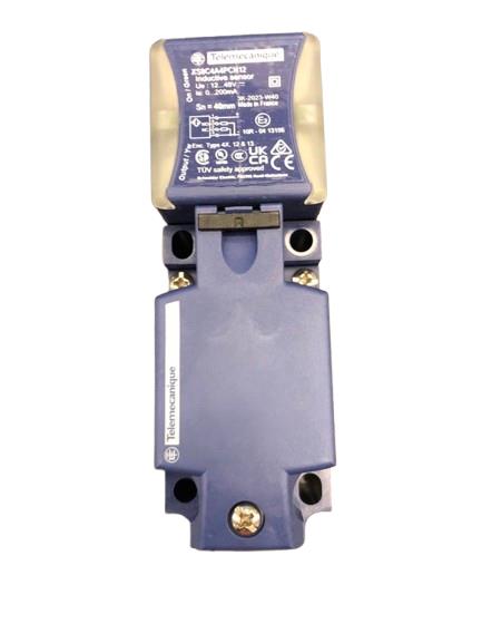 TELEMECANIQUE SENSORS XS8C4A4PCN12