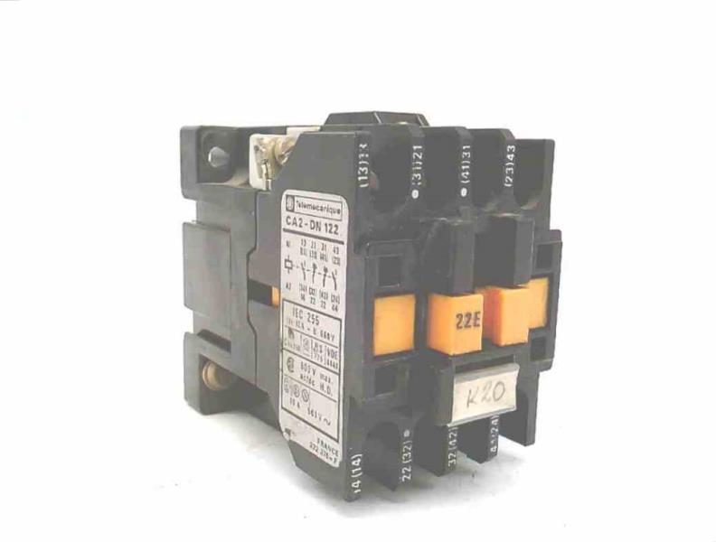 SCHNEIDER ELECTRIC CA2-DN122