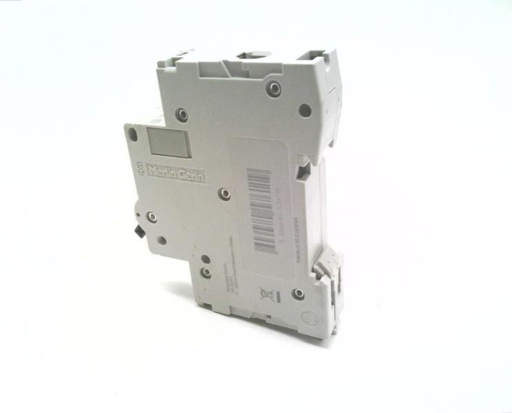 SCHNEIDER ELECTRIC M9F11110