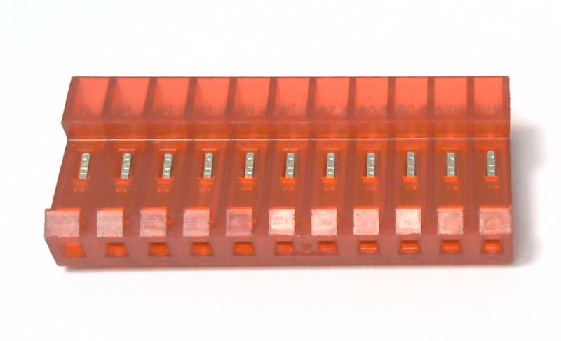 TE CONNECTIVITY 4-640428-1