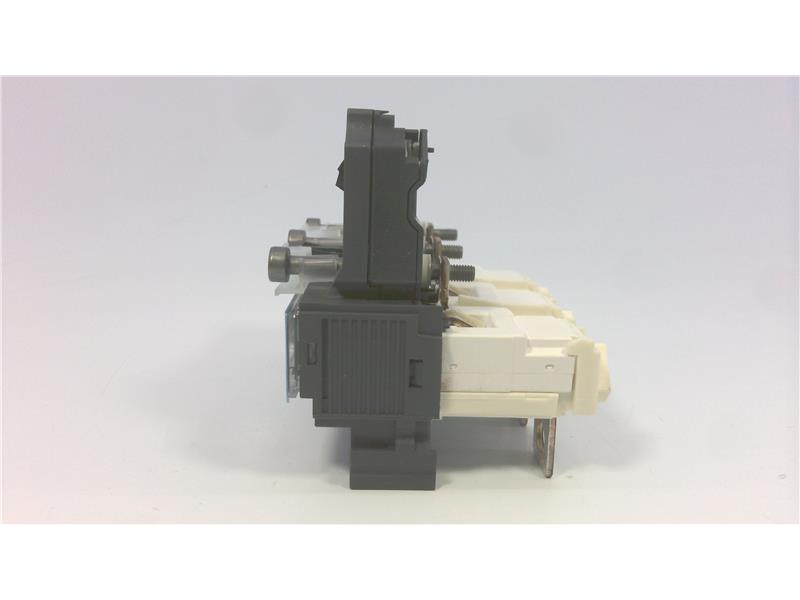 SCHNEIDER ELECTRIC LV429116