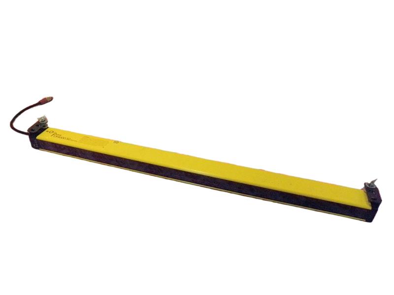 OMRON OF46LR-50-700-Q1-R-NC-FN