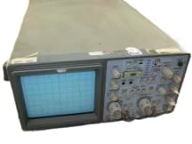 HITACHI V1065A