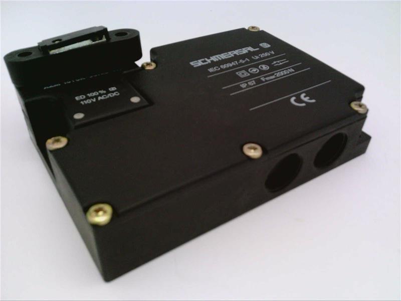 SCHMERSAL AZM 161SK-33RKA-110VAC
