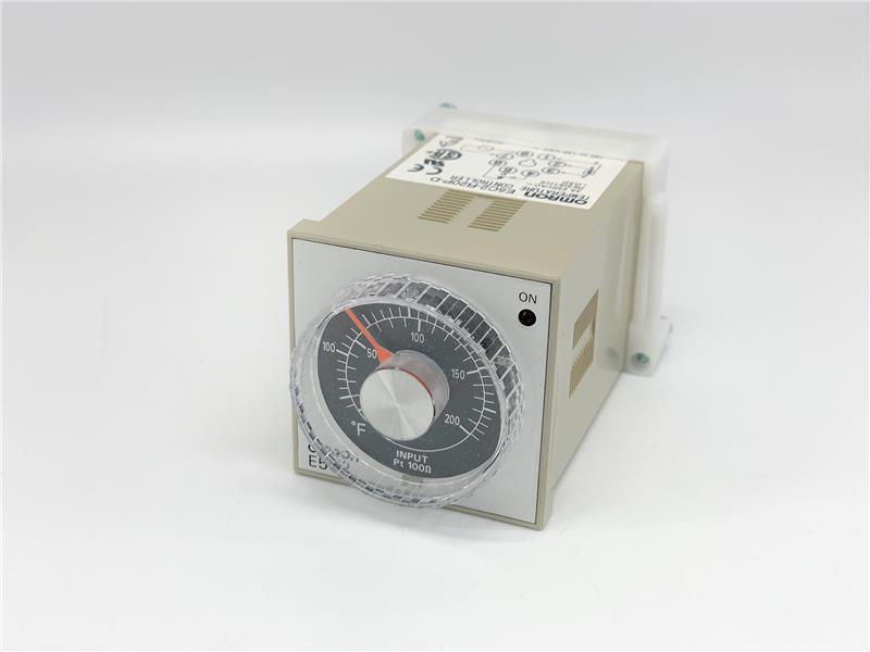 OMRON E5C2R20PD AC100-120 0-200