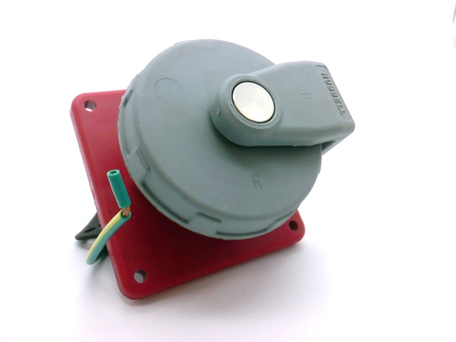 HUBBELL HBL420R7W