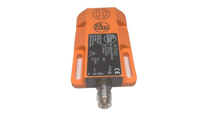 EFECTOR IW-3008-APKG/AS-610-TPO-IW5062