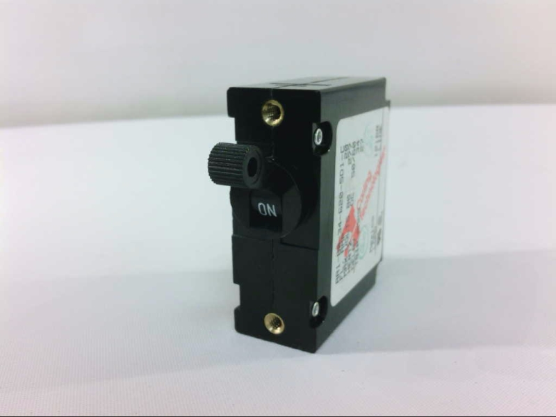 CARLING SWITCH AA1-B0-34-620-5D1-C