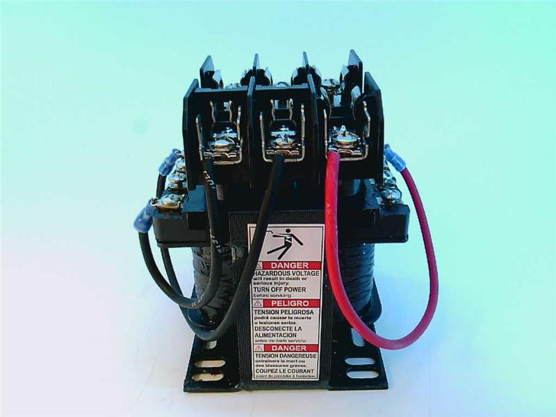 SCHNEIDER ELECTRIC 9070TF100D3