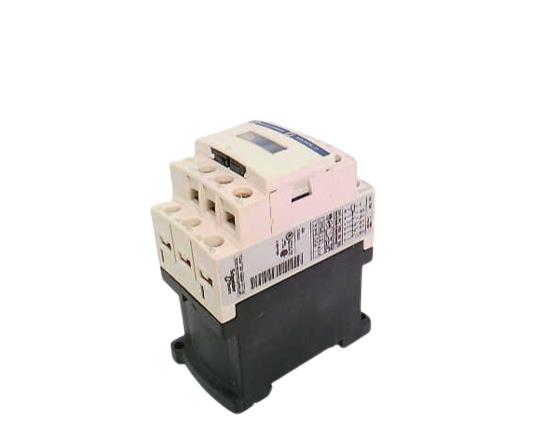 SCHNEIDER ELECTRIC CAD32MD