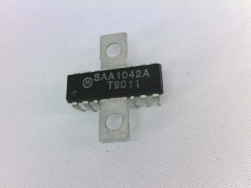 NXP SEMICONDUCTOR SAA1042A