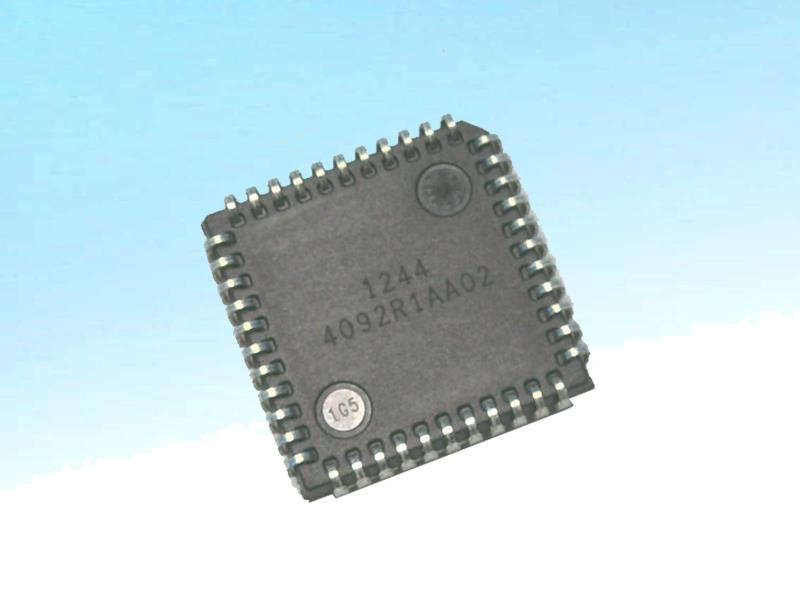 LATTICE M4A5-32/32-10JNC