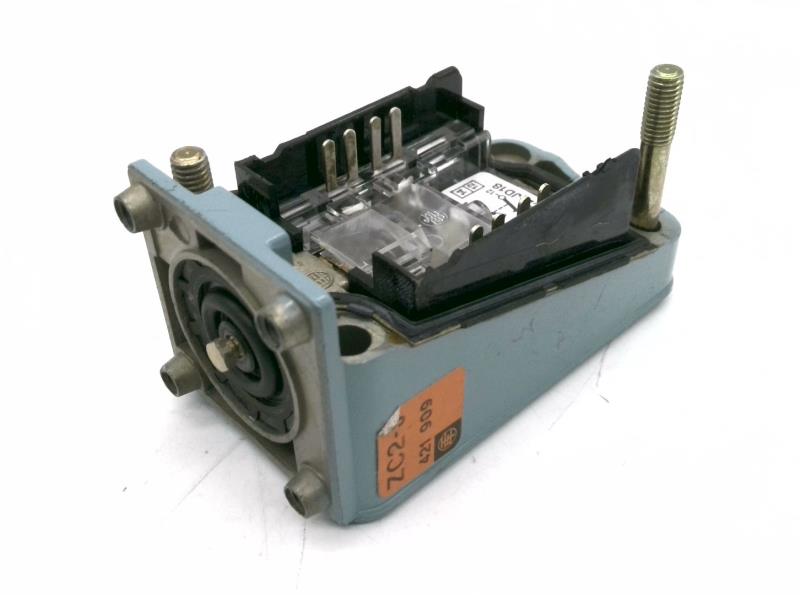 TELEMECANIQUE SENSORS ZC2JD18