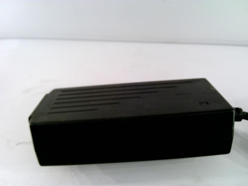 SCEPTRE PS-303-5-PL08-6