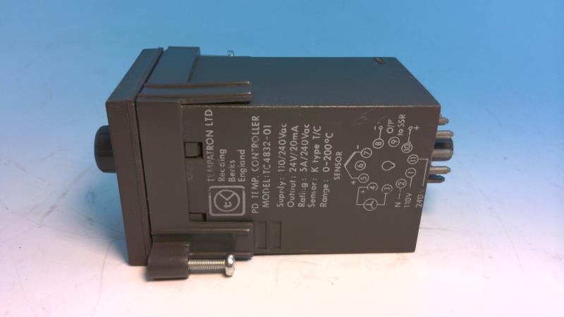 TEMPATRON TC4832-01-110/240VAC