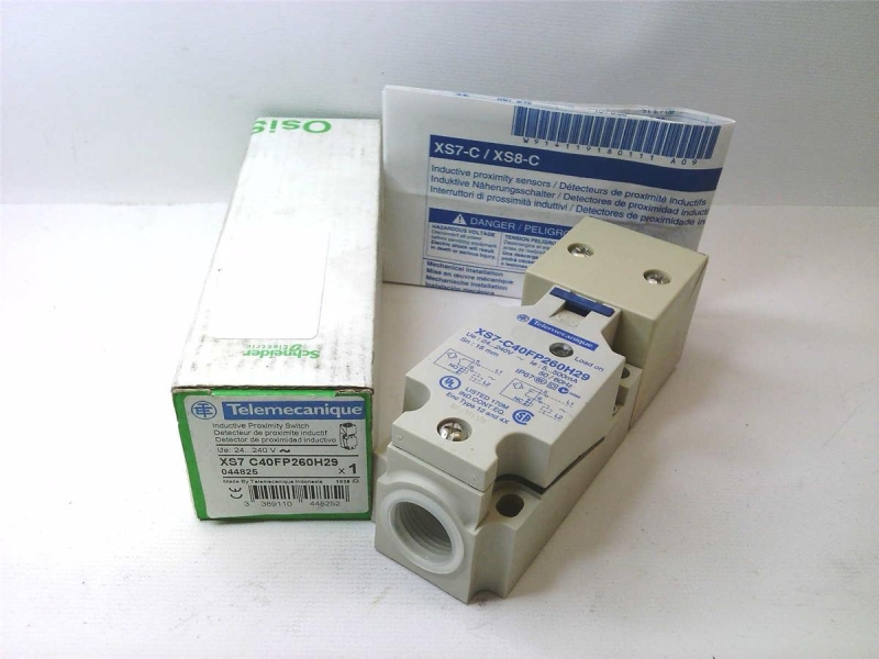 SCHNEIDER ELECTRIC XS7C40FP260H29