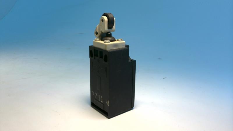 SCHNEIDER ELECTRIC XCKA121