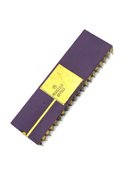 MC6821LD by NXP SEMICONDUCTOR