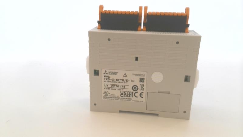 MITSUBISHI FX5-C16EYR/D-TS
