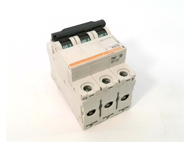 SCHNEIDER ELECTRIC C60N-3P-32A-B