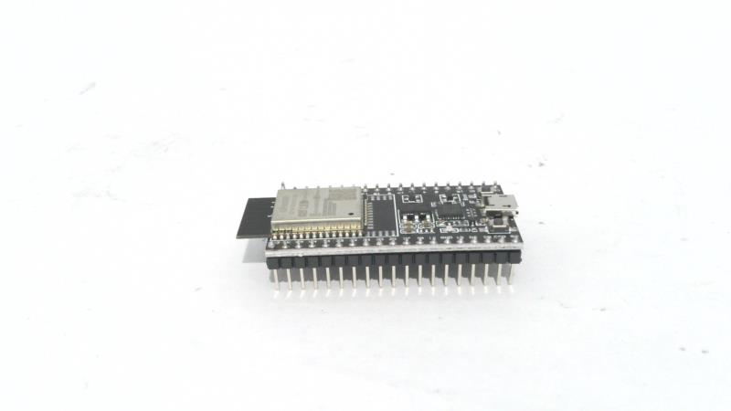 ESPRESSIF SYSTEMS ESP32-DEVKITC-32D