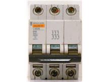 SCHNEIDER ELECTRIC MG24674