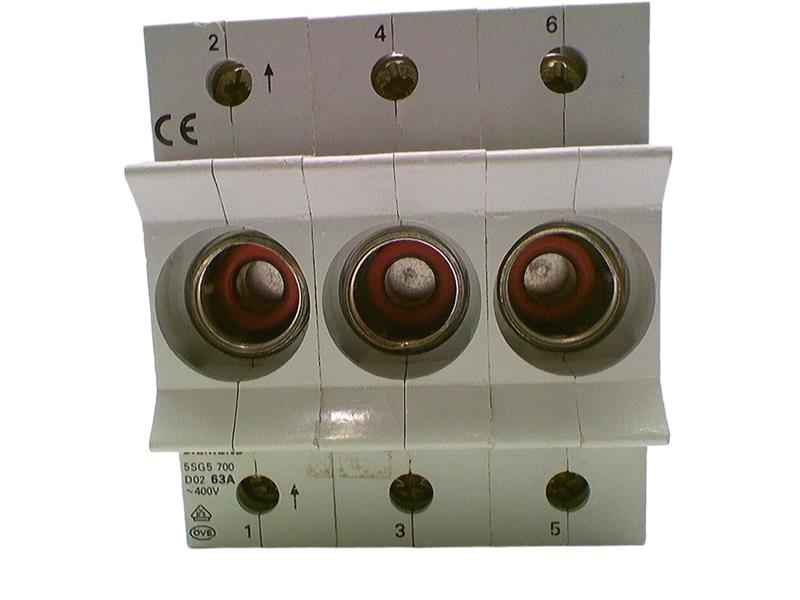 SIEMENS 5SG5-700