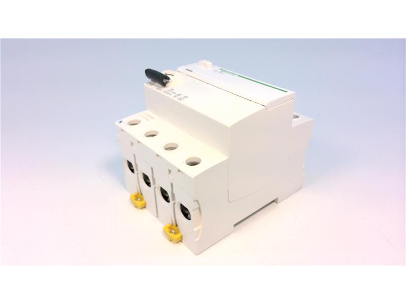 SCHNEIDER ELECTRIC A9R35440