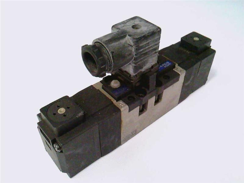 SMC VS7-6-FIG-D-24VDC