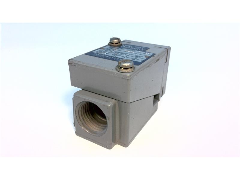 SCHNEIDER ELECTRIC 9007-B52ED