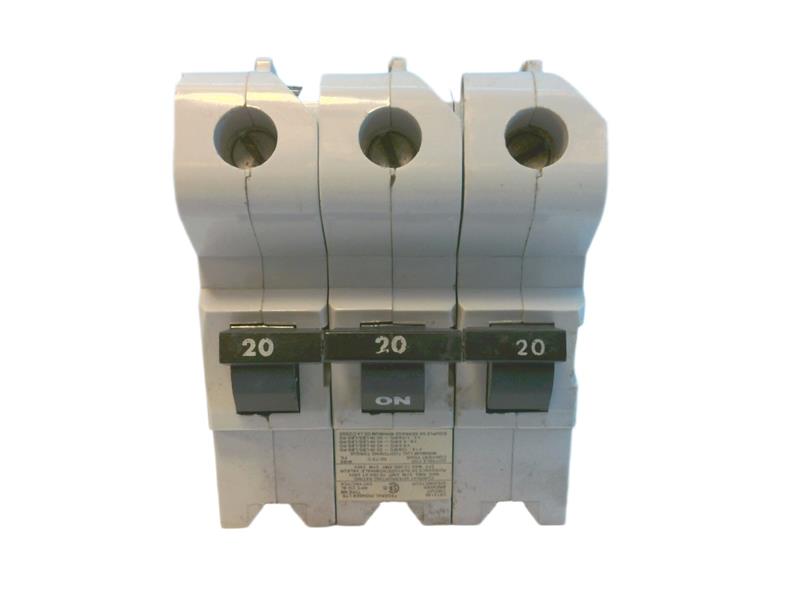 NB320 by SCHNEIDER ELECTRIC