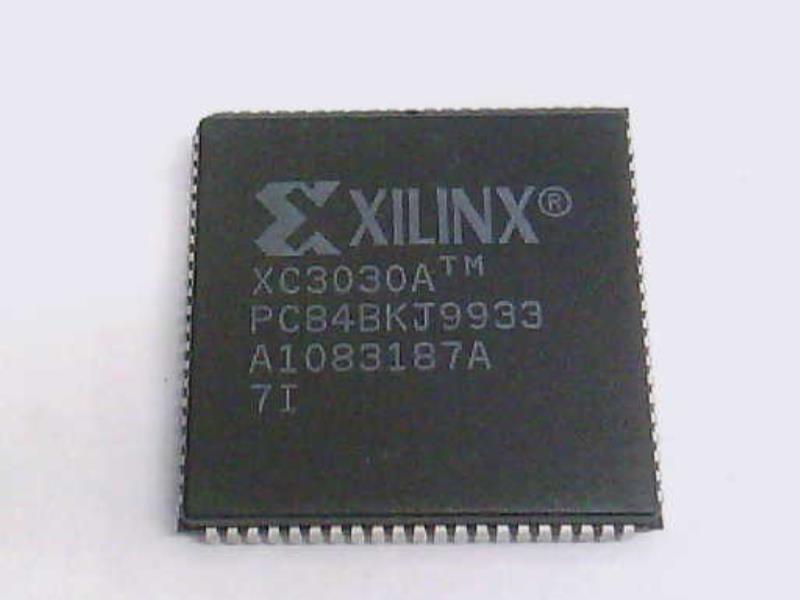 XILINX XC3030A-7PC84I