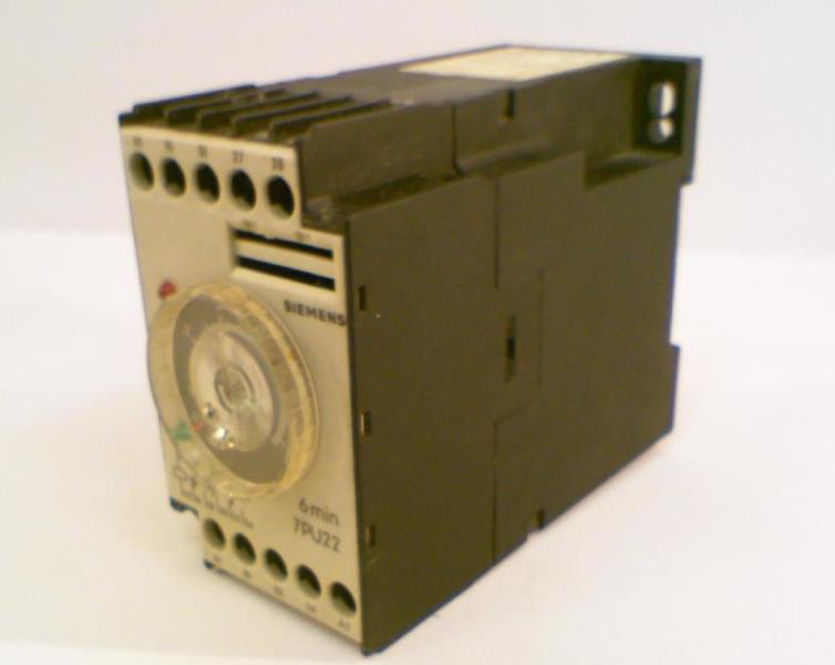 SIEMENS 7PU2240-3BG32-0Z
