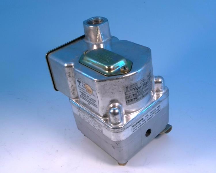 BARKSDALE DPD2T-M150-L6