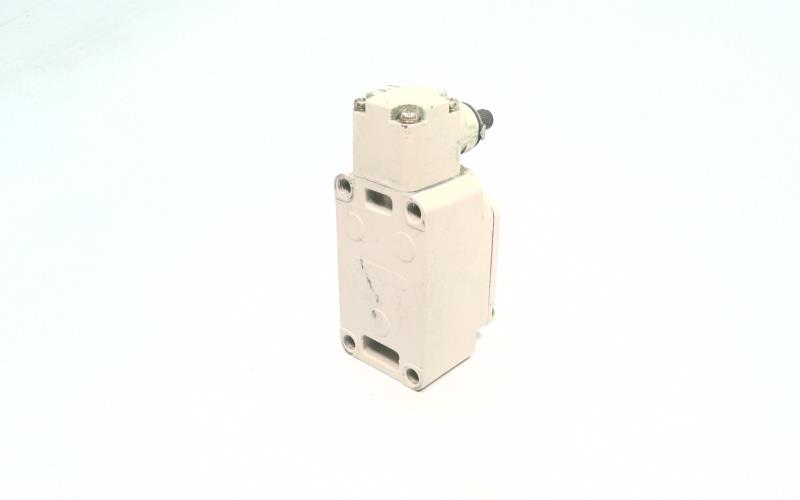 AZBIL CORPORATION 1LS-J501