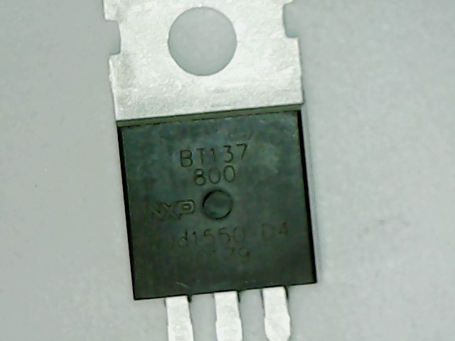 NXP SEMICONDUCTOR BT137800127