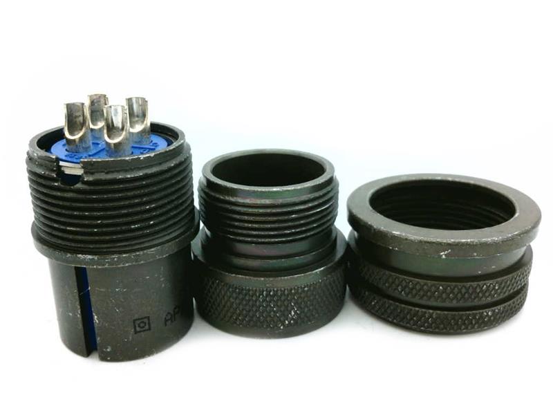 AMPHENOL MS3106A18-10S