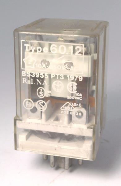 FINDER 60.12.8.220.0000