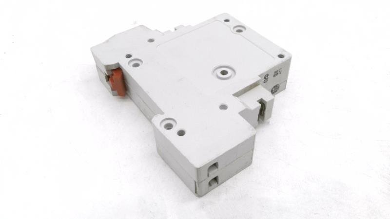 SCHNEIDER ELECTRIC MG15432