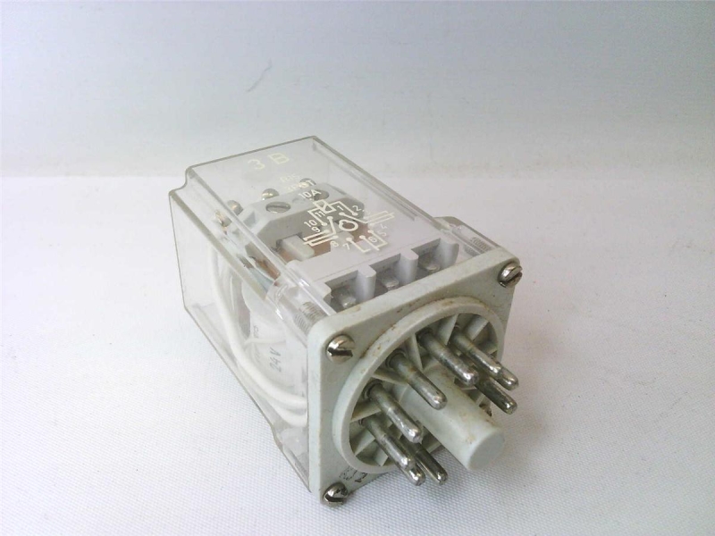 NORSLO R15-3PDT-24VDC