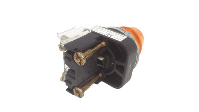 ALLEN BRADLEY 800T-Q10A