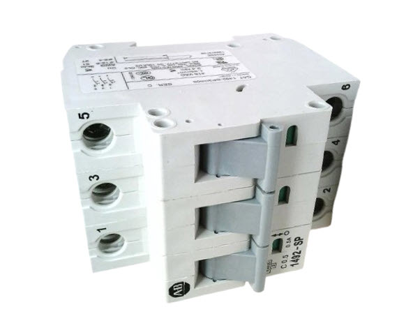 ALLEN BRADLEY 1492-SP3C005
