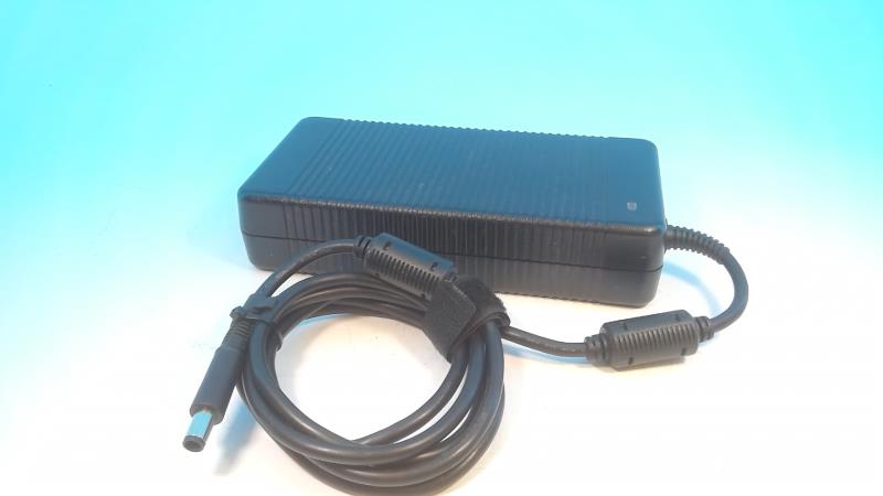 HEWLETT PACKARD COMPUTER 677765-003