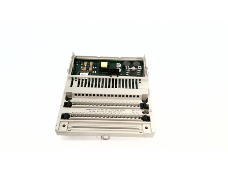 SCHNEIDER ELECTRIC 170AMM09000