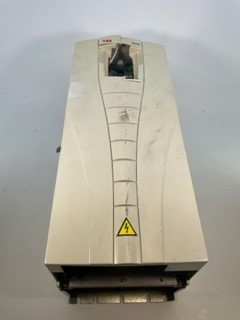 ASEA BROWN BOVERI ACH550-UH-031A-4+K452