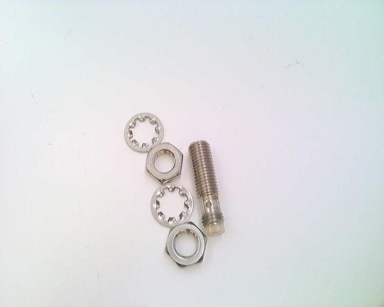 BALLUFF BES M08EC-NSC15B-S49G